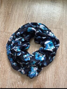 Xhilaration blue/black/pink floral infinity loop scarf